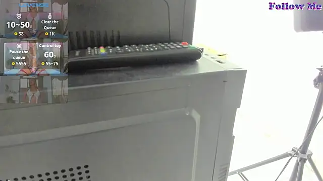 Snapshot of Lady_miss___ chatting on April 1, 11:55 am Lady miss online show from April 1, 11:55 am