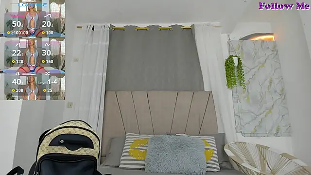 Snapshot of Lady_miss___ chatting on April 10, 12:10 pm Lady miss online show from April 10, 12:10 pm