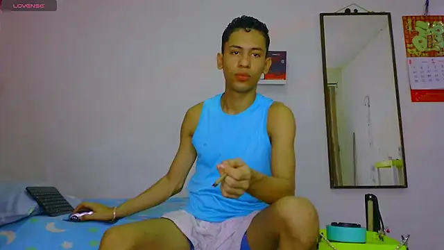 dylan apol0 online show from March 2, 1:19 am