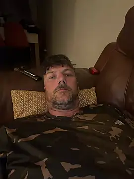Snapshot of Eddiejeff chatting on July 5, 11:01 pm Eddiejeff online show from July 5, 11:01 pm