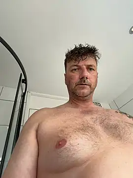 Snapshot of Eddiejeff chatting on August 9, 12:32 pm Eddiejeff online show from August 9, 12:32 pm