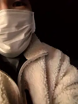 kqitooo online show from December 18, 1:06 pm