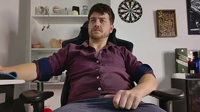 aaron nvk online show from February 8, 5:33 am