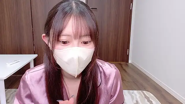 MOEMOE-Q online show from November 9, 6:28 pm