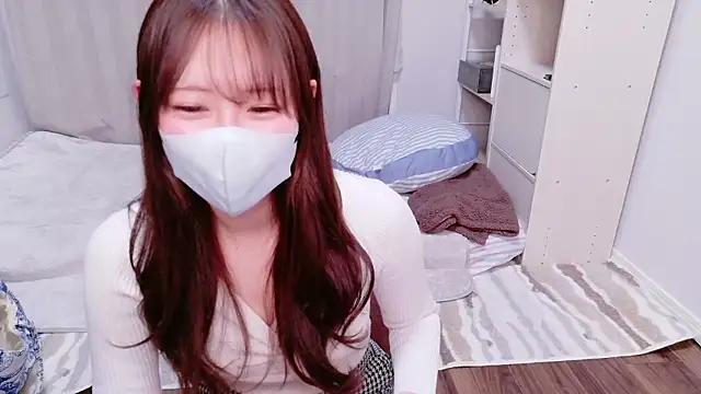 MOEMOE-Q online show from November 27, 3:25 pm