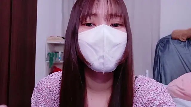 MOEMOE-Q online show from April 14, 5:08 pm