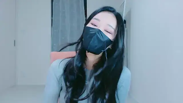 ramuchan desu online show from January 7, 1:30 am