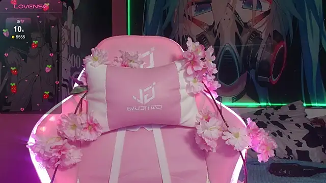 MilkMeSoftly online show from September 9, 8:14 am