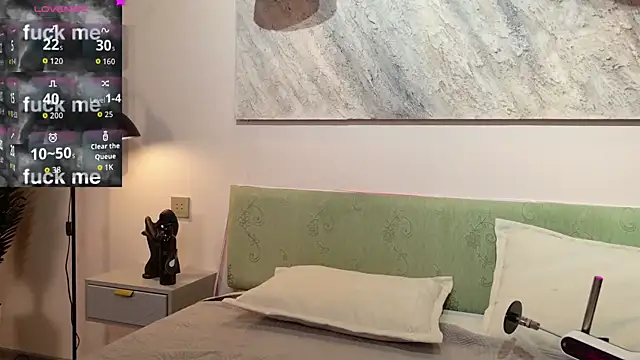 MilkMeSoftly online show from March 6, 8:33 am