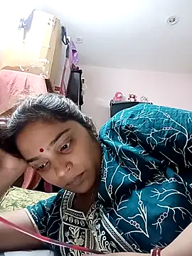 Trisha 71 online show from March 31, 12:27 pm