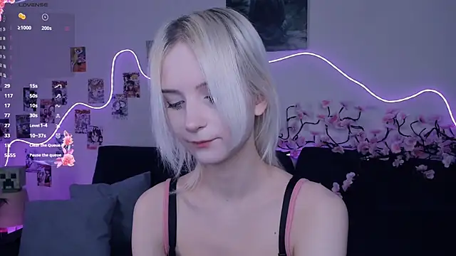 Megan--chan online show from December 20, 7:10 pm