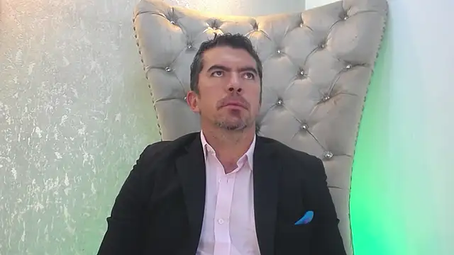 JuanKFit 45 online show from April 22, 1:23 pm