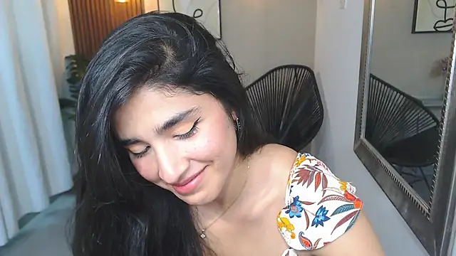 Snapshot of Lia_Mar_ chatting on April 18, 6:12 pm Lia Mar online show from April 18, 6:12 pm