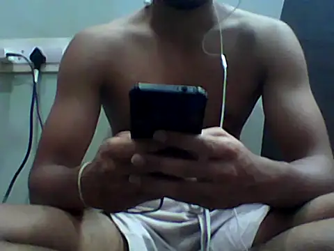 Snapshot of sunny26814 chatting on March 10, 6:46 pm sunny26814 online show from March 10, 6:46 pm