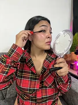 meli  brown online show from December 4, 6:12 am