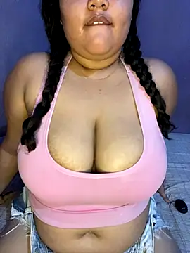 qxmila1 online show from October 22, 4:07 pm