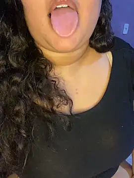 qxmila1 online show from October 23, 4:50 pm