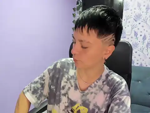  Hannah Hot online show from November 8, 3:07 am