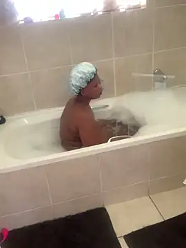 Snapshot of jayjayja19 chatting on February 22, 7:19 am jayjayja19 online show from February 22, 7:19 am