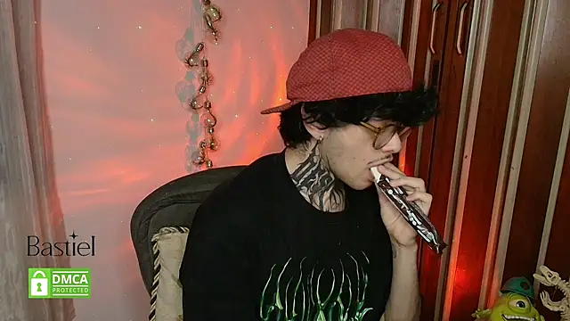 Mihail leroy online show from October 9, 1:36 am