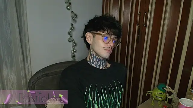 Mihail leroy online show from November 26, 2:45 am