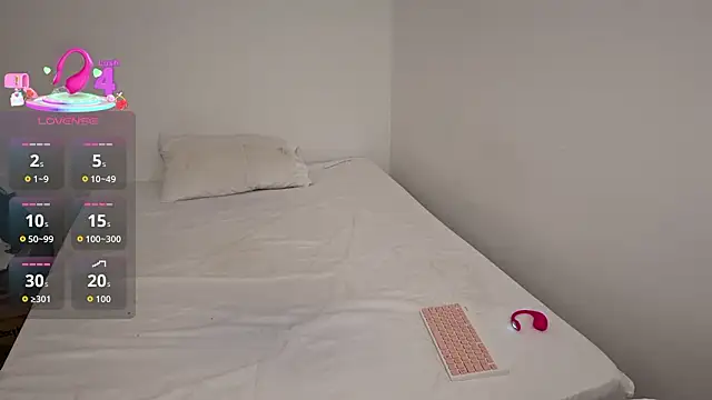 kayleesims  online show from March 4, 2:28 am