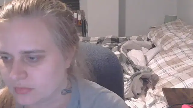 Sexyblonde12344 online show from November 2, 11:40 pm