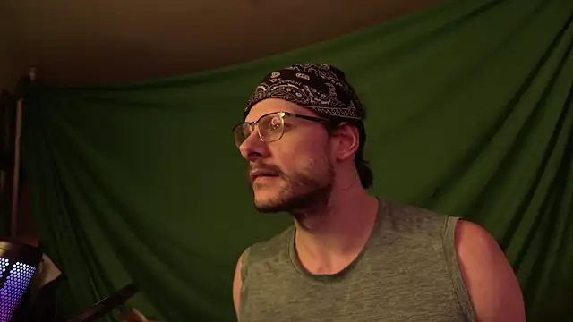 MasterDaddyCool online show from January 9, 8:21 pm