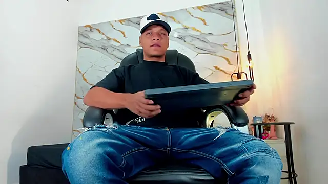 Ricky Owens1 online show from October 25, 2:24 pm