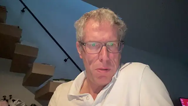 Snapshot of choupipat1 chatting on September 13, 5:29 am choupipat1 online show from September 13, 5:29 am