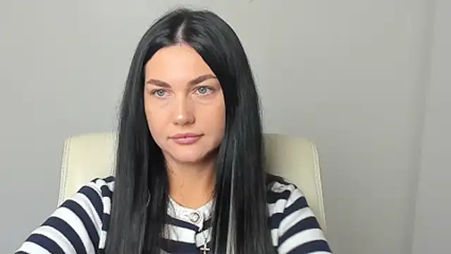 Lune Moon online show from November 27, 6:37 am