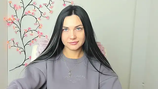 Lune Moon online show from February 9, 6:50 am