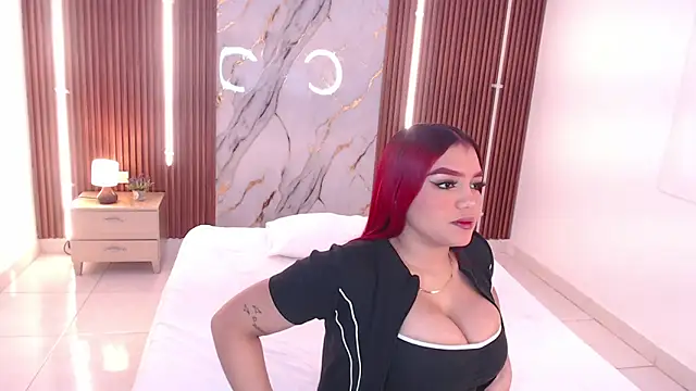 Snapshot of aixa_show chatting on October 19, 1:01 pm aixa show online show from October 19, 1:01 pm
