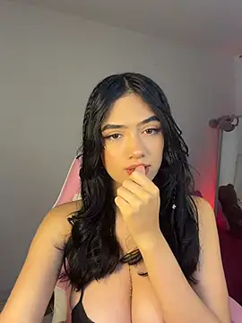 mandy222  online show from May 24, 4:17 am