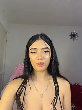 mandy222  online show from June 27, 3:11 am