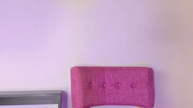 Snapshot of KITY_HILL chatting on October 19, 4:35 am KITY HILL online show from October 19, 4:35 am