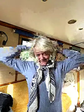 ladyboatlady online show from September 11, 9:53 am