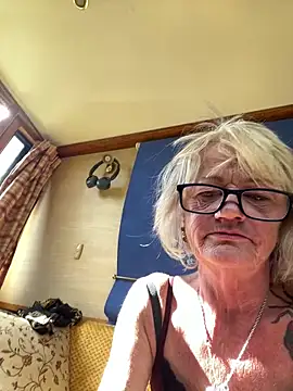 ladyboatlady online show from September 23, 12:30 pm