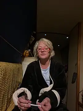 ladyboatlady online show from October 16, 4:57 am