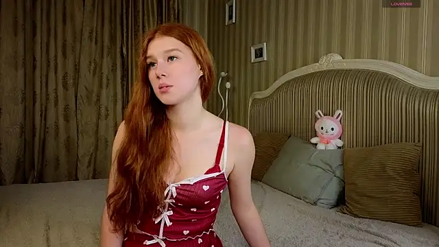 Snapshot of Juuulia_ chatting on September 27, 2:44 pm Juuulia online show from September 27, 2:44 pm