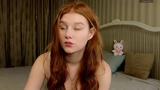 Snapshot of Juuulia_ chatting on October 16, 2:40 pm Juuulia online show from October 16, 2:40 pm