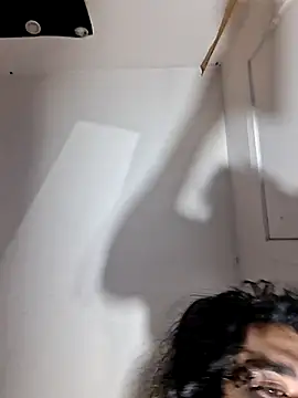 Snapshot of MeTazty294 chatting on October 18, 11:27 pm MeTazty294 online show from October 18, 11:27 pm