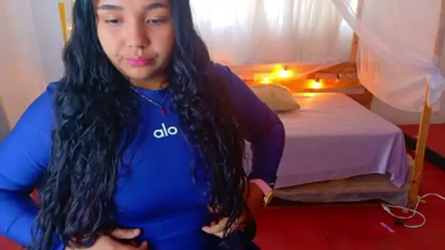 loreaniss online show from February 28, 4:08 pm