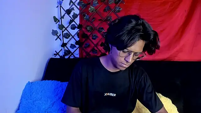 Snapshot of dreyk20 chatting on July 11, 6:10 pm dreyk20 online show from July 11, 6:10 pm
