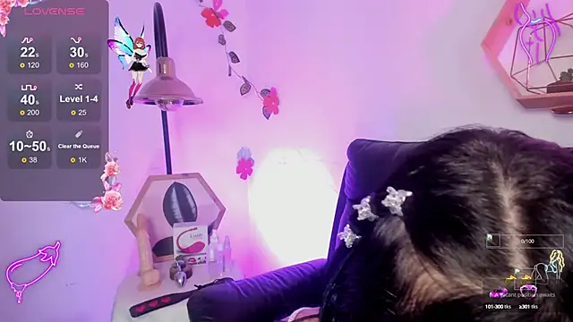 Hadid Jimenez  online show from September 16, 7:59 pm