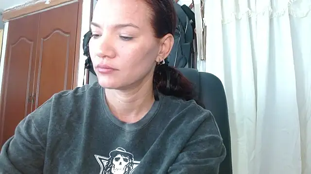 Snapshot of BriggiteSkyAngels chatting on October 7, 9:39 am BriggiteSkyAngels online show from October 7, 9:39 am