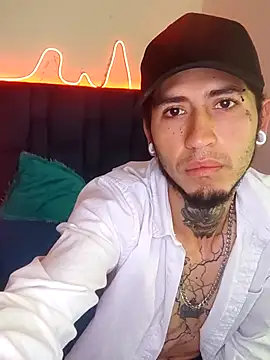 Tattoboy19cm online show from September 12, 1:44 pm