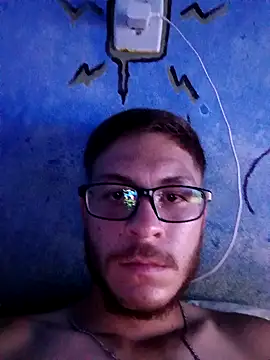 Davidg244 online show from September 25, 11:30 pm