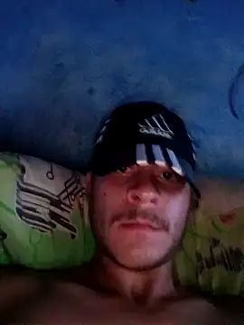 Davidg244 online show from December 2, 4:18 am