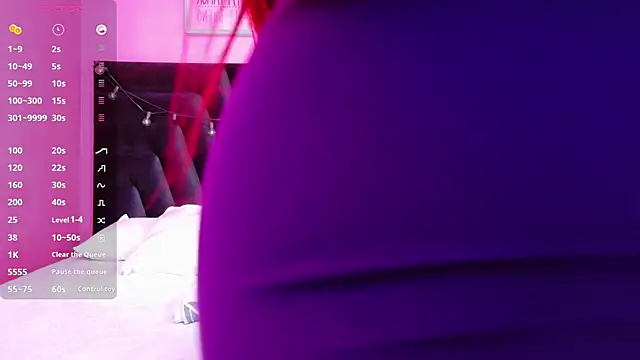 cutepetitee online show from September 17, 7:26 pm